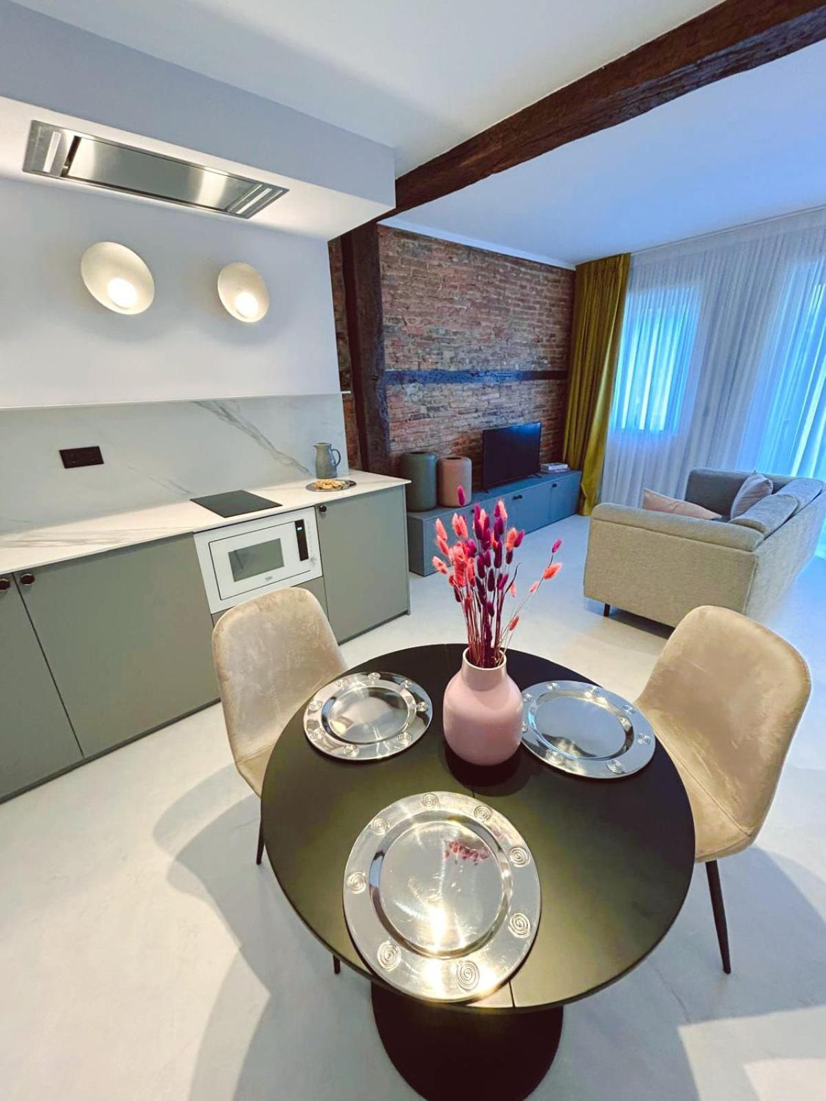 Lemon Suites Santander Rom bilde