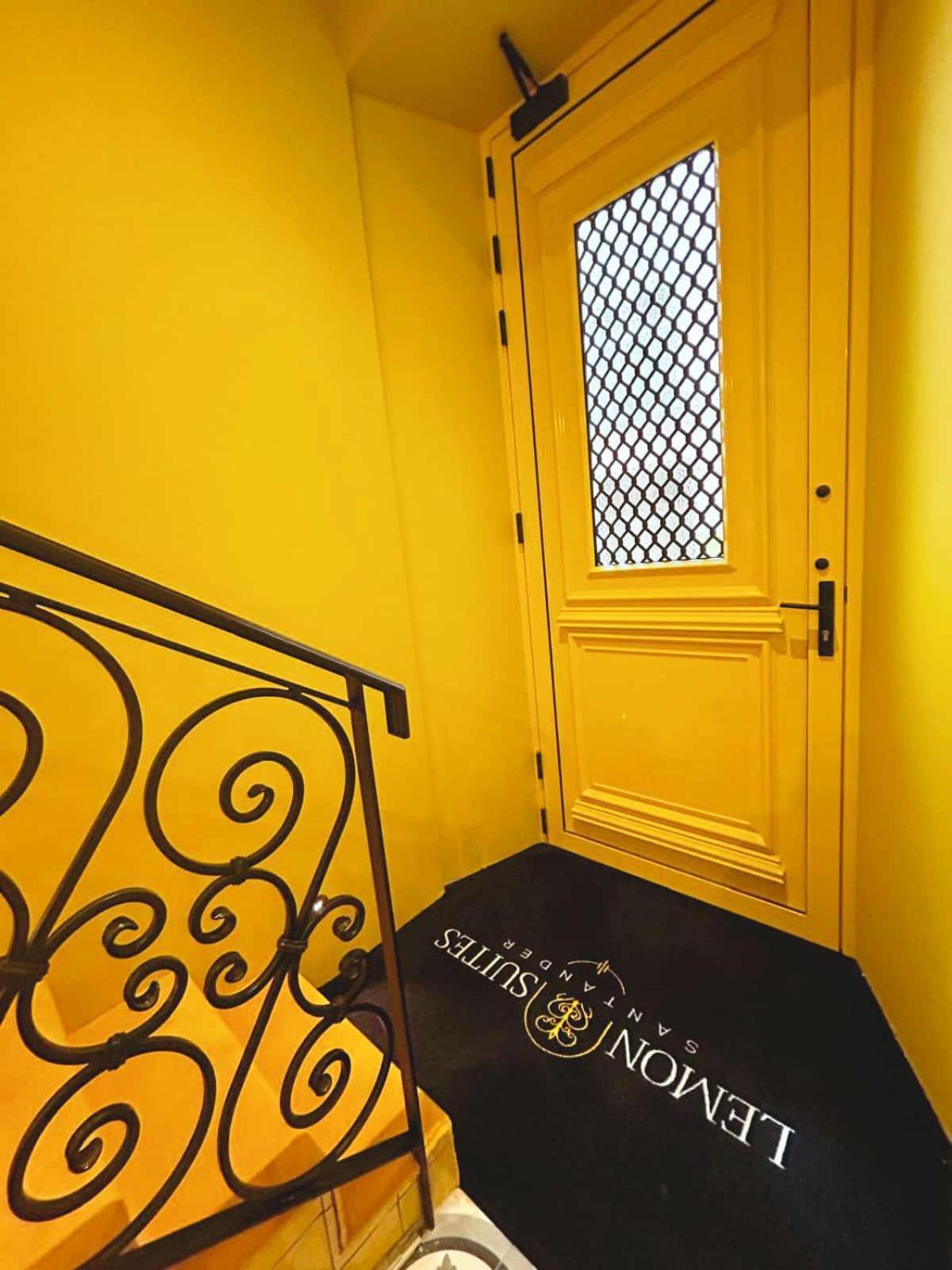 Lemon Suites Santander Eksteriør bilde